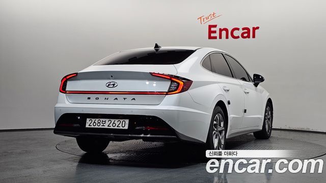 Hyundai Sonata (DN8) 2.0 Modern 2022 — фото 2
