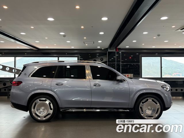 Mercedes-Benz GLS-Class (X167) Maybach GLS600 4MATIC Manufakur 2026 — фото 4