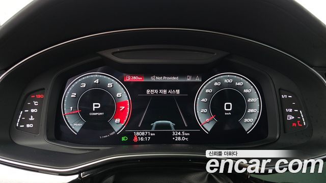 Audi Q8 (4M) 55 TFSI Quattro Premium 2021 — фото 8