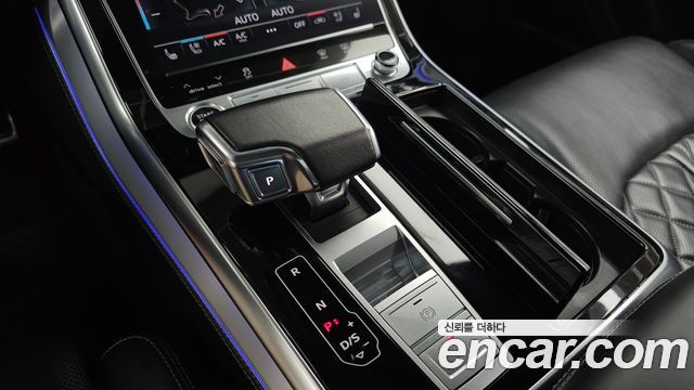 Audi Q8 (4M) 55 TFSI Quattro Premium 2021 — фото 9