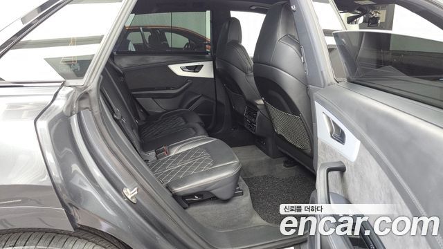 Audi Q8 (4M) 55 TFSI Quattro Premium 2021 — фото 16