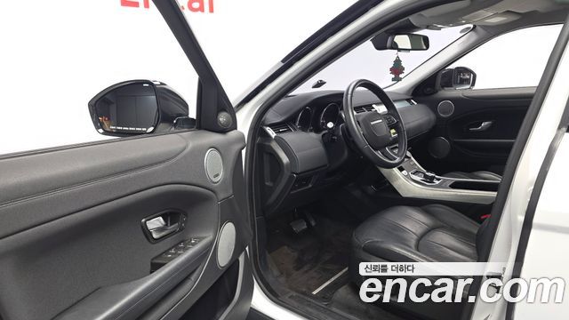 Land Rover Range Rover Evoque 2.0 TD4 SE 2018 — фото 10
