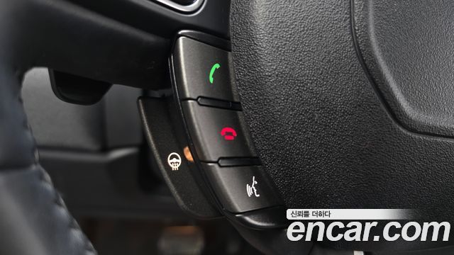Land Rover Range Rover Evoque 2.0 TD4 SE 2018 — фото 18