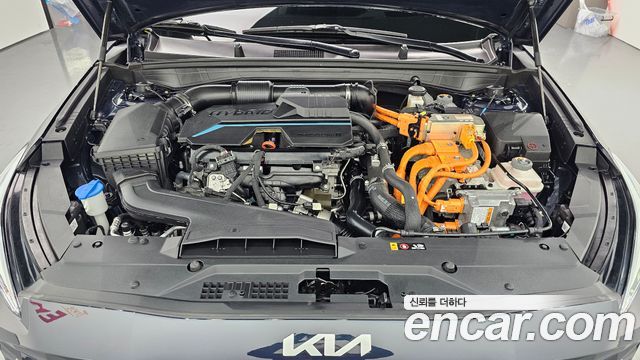 Kia K8 Hybrid Signature 2023 — фото 6