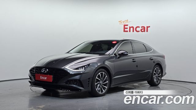 Hyundai Sonata (DN8) 2.0 Premium Plus