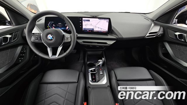BMW 1 Series (F70) 120 2025 — фото 7