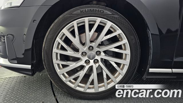 Audi A8 (D5) 50 TDI Quattro LWB 2020 — фото 5