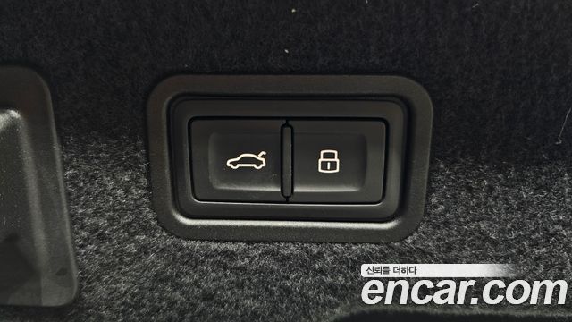 Audi A8 (D5) 50 TDI Quattro LWB 2020 — фото 17