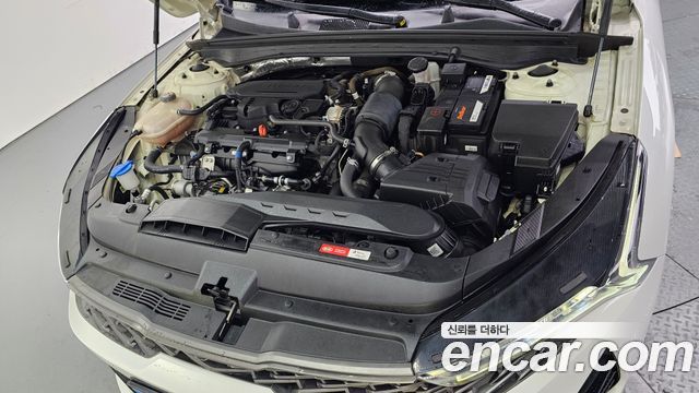Kia K5 (III) 1.6 Turbo Signature 2021 — фото 6