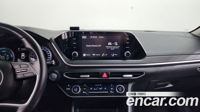 Hyundai Sonata Hybrid (DN8) Modern 2022 — фото 12