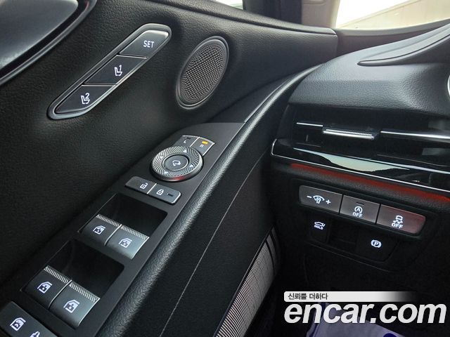 Genesis G80 (RG3) Gasoline 2.5 Turbo AWD 2024 — фото 10