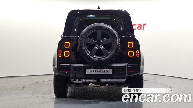 Land Rover Defender (L663) 110 D300 X-Dynamic HSE 2026 — фото 6