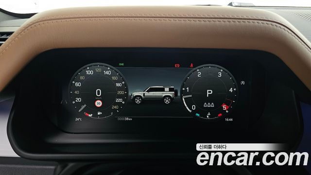 Land Rover Defender (L663) 110 D300 X-Dynamic HSE 2026 — фото 16