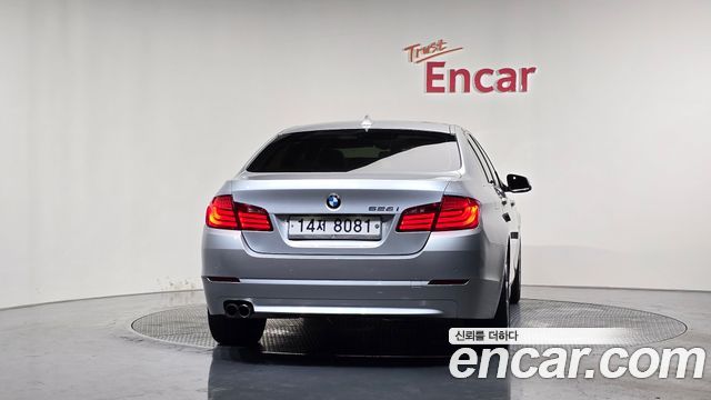 BMW 5 Series (F10) 528i 2012 — фото 4
