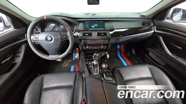 BMW 5 Series (F10) 528i 2012 — фото 7