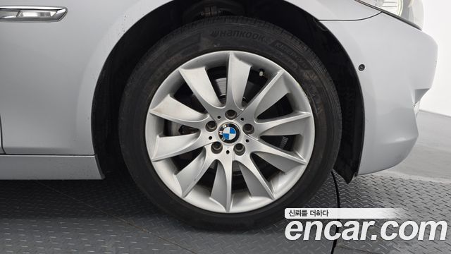 BMW 5 Series (F10) 528i 2012 — фото 27