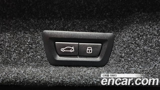 BMW 3 Series (G20) 320i M Sport 2025 — фото 19