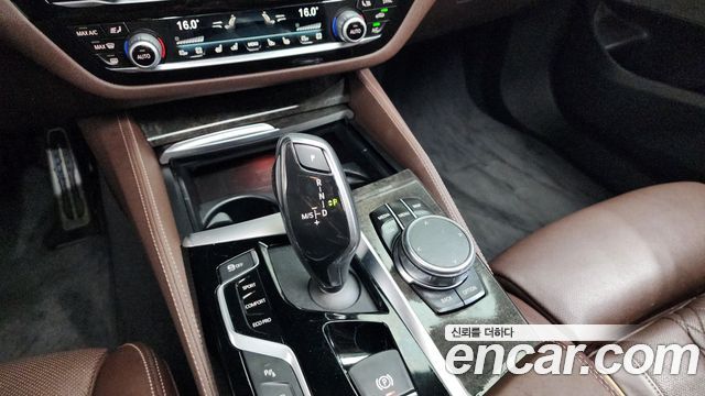 BMW 6 Series GT (G32) 640i xDrive M Sport 2019 — фото 9