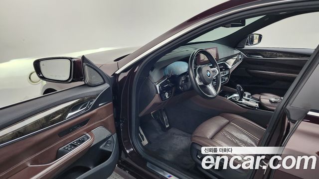 BMW 6 Series GT (G32) 640i xDrive M Sport 2019 — фото 10