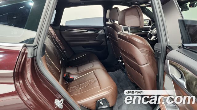 BMW 6 Series GT (G32) 640i xDrive M Sport 2019 — фото 15