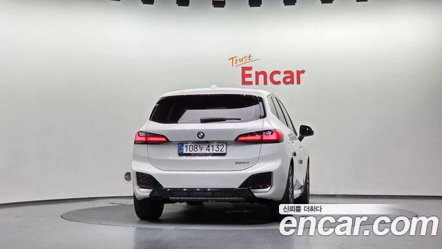 BMW 2 Series Active Tourer (U06) 220i M Sport Design 2025 — фото 4
