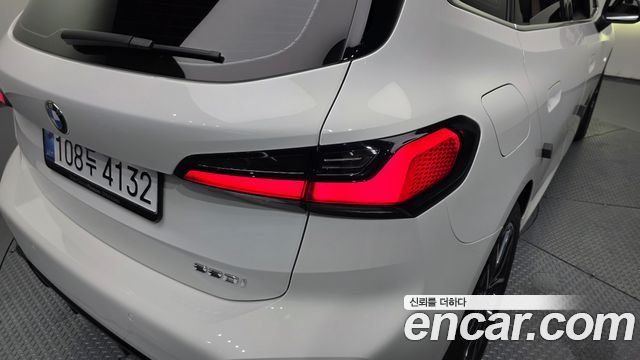 BMW 2 Series Active Tourer (U06) 220i M Sport Design 2025 — фото 23