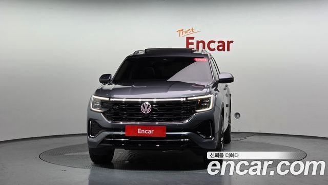 Volkswagen Atlas 2.0 TSI R-LINE 7-Seater 2025 — фото 3