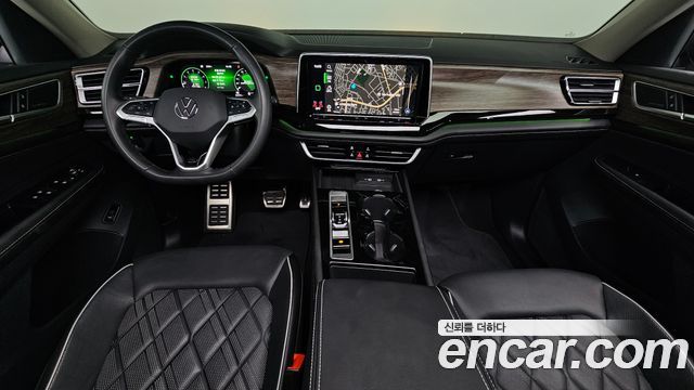 Volkswagen Atlas 2.0 TSI R-LINE 7-Seater 2025 — фото 7