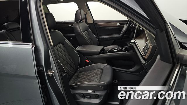 Volkswagen Atlas 2.0 TSI R-LINE 7-Seater 2025 — фото 32