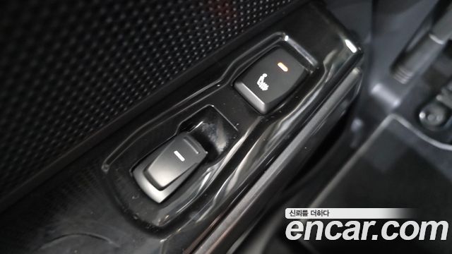 KG Mobility (SsangYong) Tivoli 1.6 2WD V3 2024 — фото 19