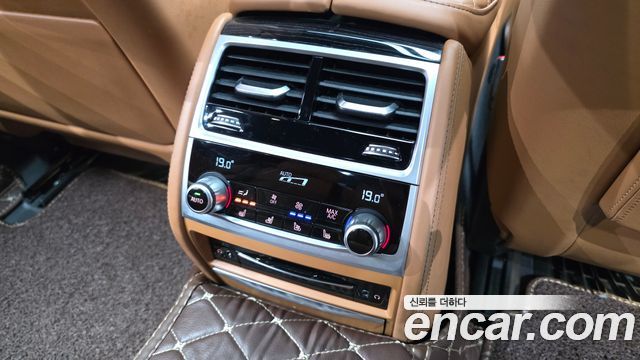 BMW 7 Series (G11) 730Ld xDrive M Sport 2020 — фото 19