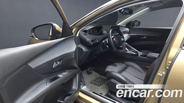 Peugeot 5008 (II) 1.6 BlueHDi Allure 2018 — фото 10