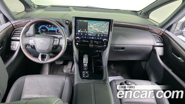 Toyota Alphard (IV) 2.5 HEV Executive AWD 2025 — фото 7