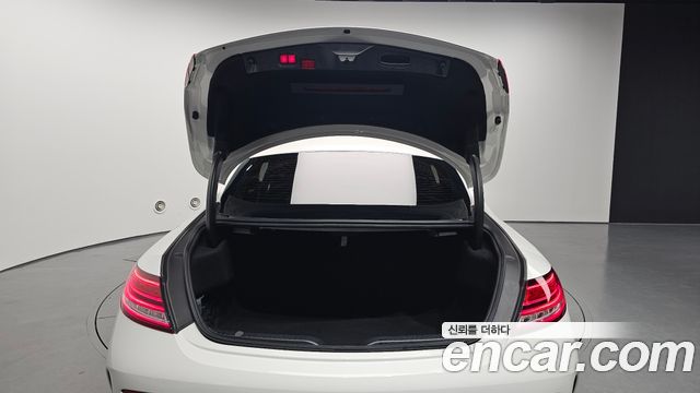 Mercedes-Benz C-Class (W205) C200 Coupe 2021 — фото 24