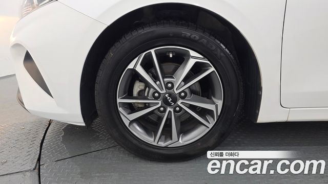 Kia K3 (II) 1.6 Prestige 2022 — фото 5