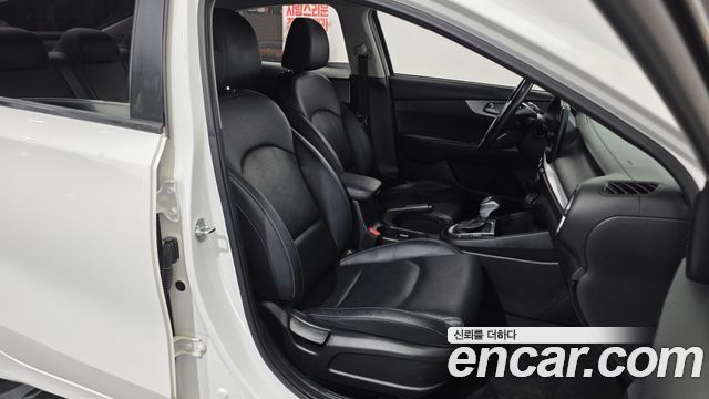 Kia K3 (II) 1.6 Prestige 2022 — фото 12