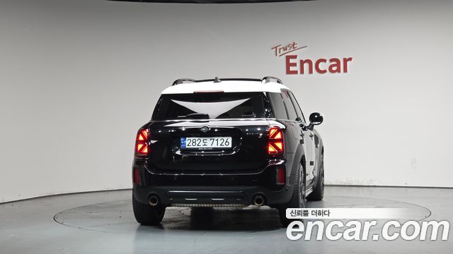 MINI Cooper S Countryman ALL4 Classic Launch Pack 2nd 2023 — фото 4
