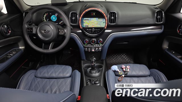MINI Cooper S Countryman ALL4 Classic Launch Pack 2nd 2023 — фото 7