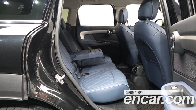 MINI Cooper S Countryman ALL4 Classic Launch Pack 2nd 2023 — фото 11