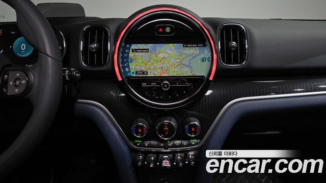 MINI Cooper S Countryman ALL4 Classic Launch Pack 2nd 2023 — фото 13