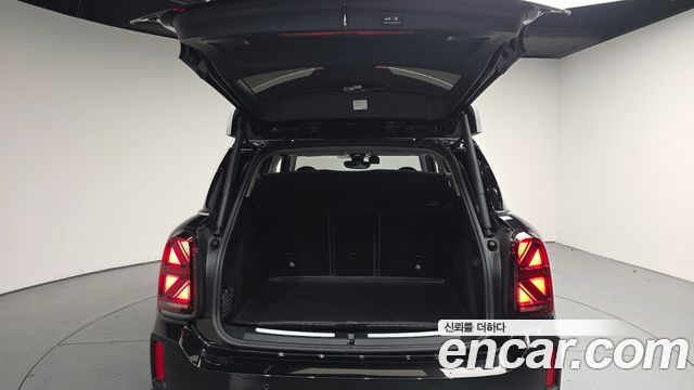 MINI Cooper S Countryman ALL4 Classic Launch Pack 2nd 2023 — фото 20
