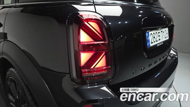 MINI Cooper S Countryman ALL4 Classic Launch Pack 2nd 2023 — фото 23
