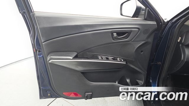 KG Mobility (SsangYong) Very New Tivoli Diesel 1.6 2WD V1 2020 — фото 24