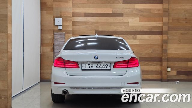 BMW 5 Series (G30) 530i Luxury Plus 2019 — фото 4