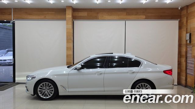 BMW 5 Series (G30) 530i Luxury Plus 2019 — фото 5