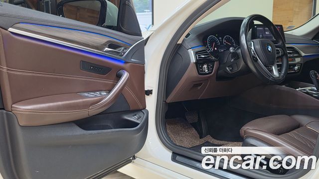 BMW 5 Series (G30) 530i Luxury Plus 2019 — фото 18