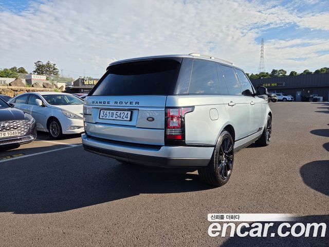 Land Rover Range Rover (IV) 3.0 TDV6 Vogue SE DIESEL 2013 — фото 2