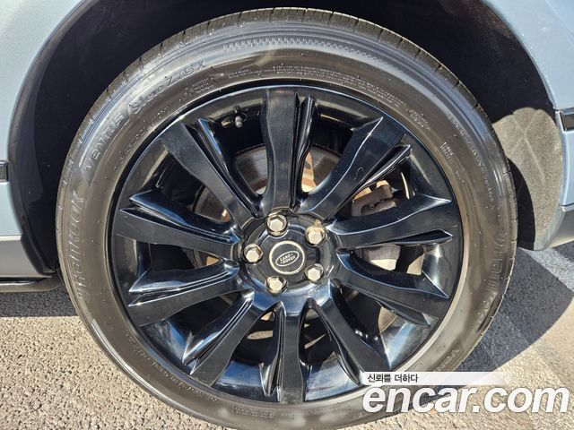 Land Rover Range Rover (IV) 3.0 TDV6 Vogue SE DIESEL 2013 — фото 5