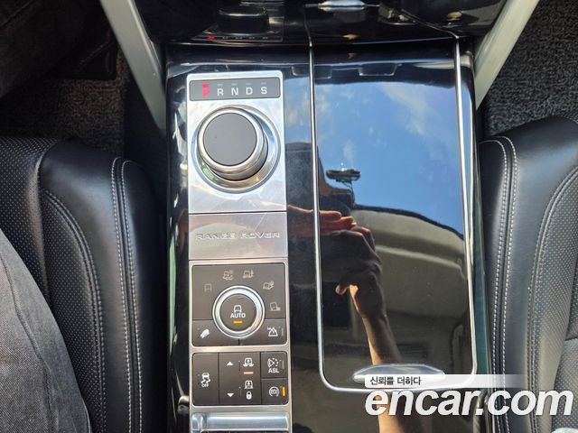 Land Rover Range Rover (IV) 3.0 TDV6 Vogue SE DIESEL 2013 — фото 9