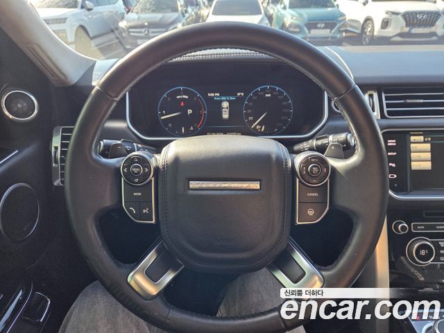 Land Rover Range Rover (IV) 3.0 TDV6 Vogue SE DIESEL 2013 — фото 16